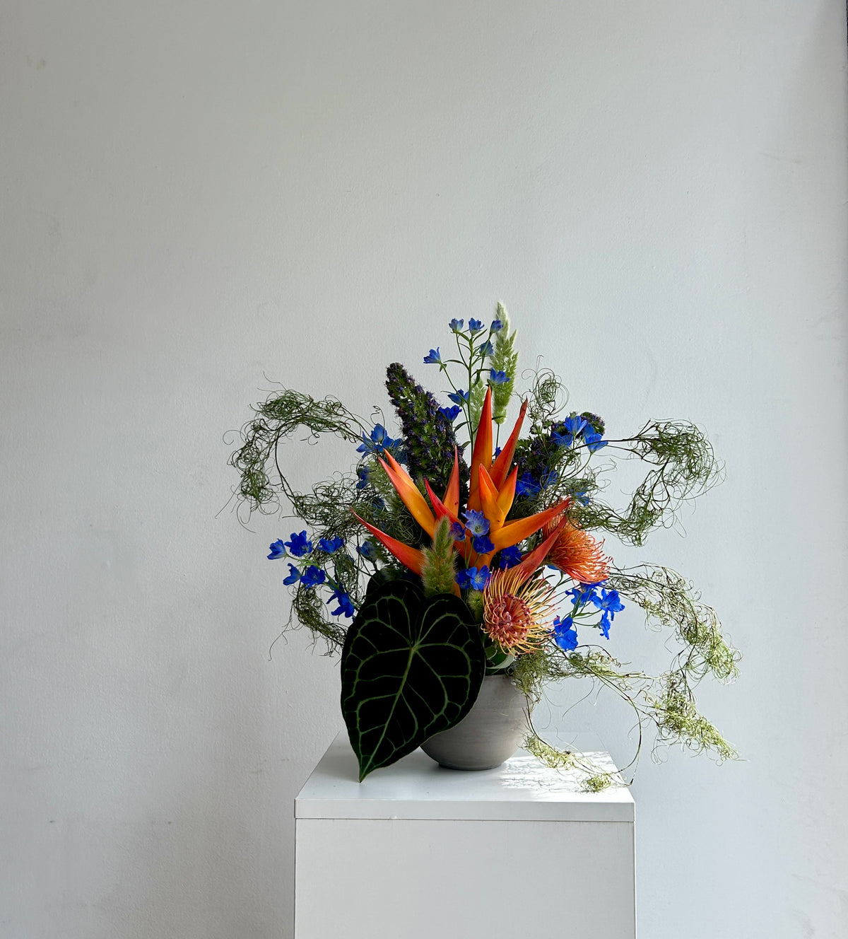 SMALL ARRANGEMENT