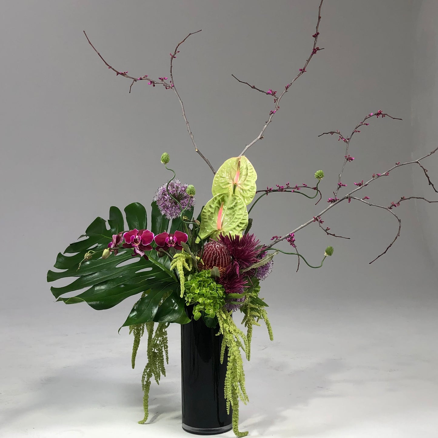 LARGE ARRANGEMENT